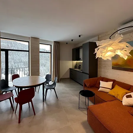 Panorama Apartment *